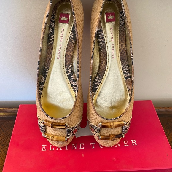 Elaine Turner Shoes - Elaine Turner Size 8.5 Slip-on Flats